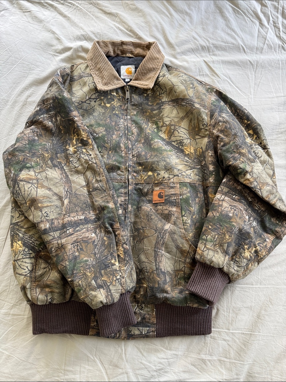 VTG Carhartt Men's Realtree Camo Work Jacket with Corduroy Collar